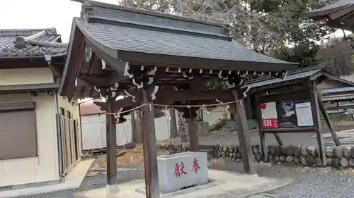 日本武神社の手水舎