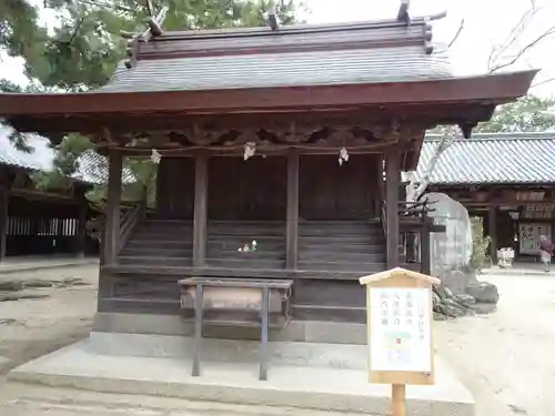 白鳥神社の末社