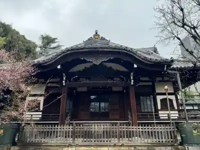 法明寺の{uncategorized: "未分類", other: "その他", undefined: "問題あり", building: "その他建物", grave: "お墓", sacred_gate: "鳥居", guardian: "狛犬", statue: "像", buddha: "仏像", history: "歴史", nature: "自然", garden: "庭園", animal: "動物", pagoda: "塔", temizu: "手水舎", mountain_gate: "山門・神門", sanctuary: "本殿・本堂", subordinate: "末社・摂社", art: "芸術", scenery: "景色", jizo: "地蔵", ema: "絵馬", goshuin: "御朱印", omikuji: "おみくじ", items: "授与品その他", amulet: "お守り", goshuincho: "御朱印帳", eats: "食事", festival: "お祭り", votive_dance: "神楽", shichigosan: "七五三参", wedding: "結婚式", experience: "体験その他", initially: "初詣", around: "周辺", anti_infection: "感染症対策"}
