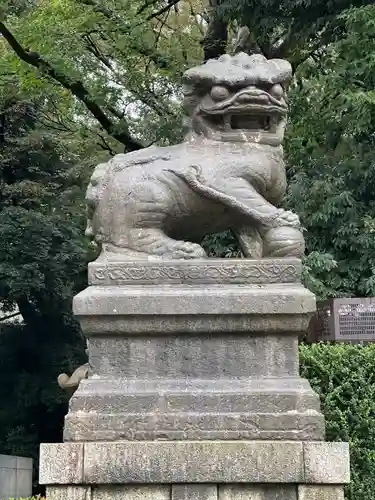 靖國神社の狛犬