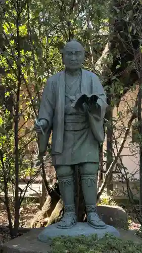 報徳二宮神社の{uncategorized: "未分類", other: "その他", undefined: "問題あり", building: "その他建物", grave: "お墓", sacred_gate: "鳥居", guardian: "狛犬", statue: "像", buddha: "仏像", history: "歴史", nature: "自然", garden: "庭園", animal: "動物", pagoda: "塔", temizu: "手水舎", mountain_gate: "山門・神門", sanctuary: "本殿・本堂", subordinate: "末社・摂社", art: "芸術", scenery: "景色", jizo: "地蔵", ema: "絵馬", goshuin: "御朱印", omikuji: "おみくじ", items: "授与品その他", amulet: "お守り", goshuincho: "御朱印帳", eats: "食事", festival: "お祭り", votive_dance: "神楽", shichigosan: "七五三参", wedding: "結婚式", experience: "体験その他", initially: "初詣", around: "周辺", anti_infection: "感染症対策"}