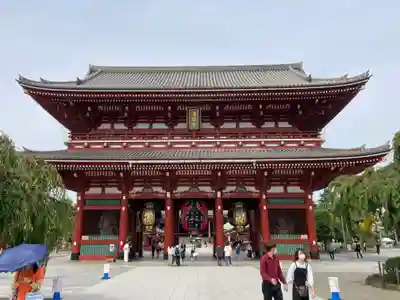 浅草寺の山門・神門