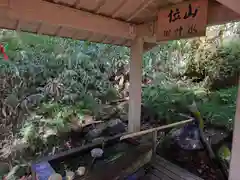 天の岩戸(飛騨一宮水無神社奥宮)の建物その他