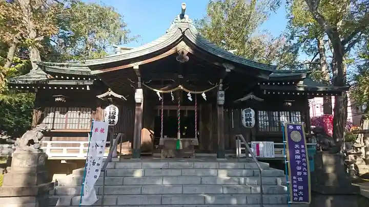 多田神社の本殿・本堂