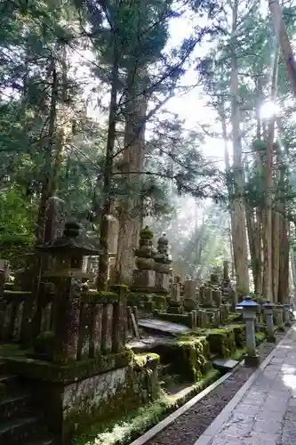 高野山金剛峯寺奥の院の建物その他