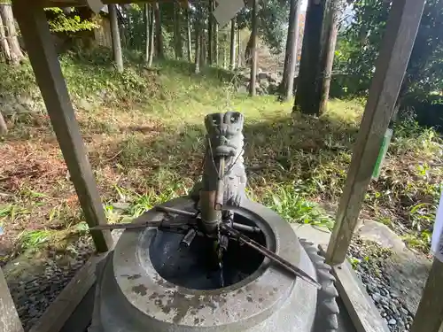 須山浅間神社の山門・神門