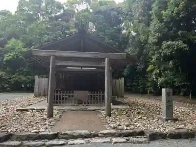 宗像大社の{uncategorized: "未分類", other: "その他", undefined: "問題あり", building: "その他建物", grave: "お墓", sacred_gate: "鳥居", guardian: "狛犬", statue: "像", buddha: "仏像", history: "歴史", nature: "自然", garden: "庭園", animal: "動物", pagoda: "塔", temizu: "手水舎", mountain_gate: "山門・神門", sanctuary: "本殿・本堂", subordinate: "末社・摂社", art: "芸術", scenery: "景色", jizo: "地蔵", ema: "絵馬", goshuin: "御朱印", omikuji: "おみくじ", items: "授与品その他", amulet: "お守り", goshuincho: "御朱印帳", eats: "食事", festival: "お祭り", votive_dance: "神楽", shichigosan: "七五三参", wedding: "結婚式", experience: "体験その他", initially: "初詣", around: "周辺", anti_infection: "感染症対策"}
