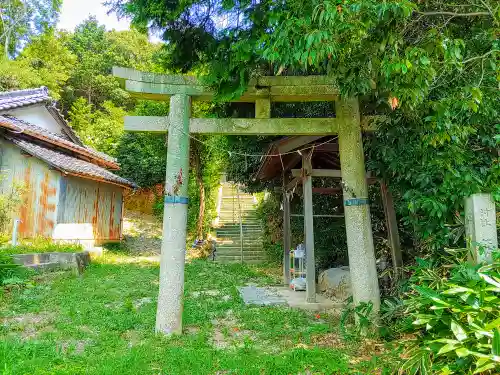 熊野社（大草）の鳥居