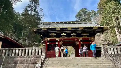 日光二荒山神社の山門