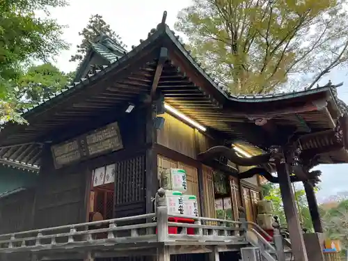 白笹稲荷神社の本殿・本堂