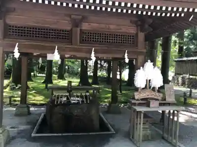 都農神社の手水舎