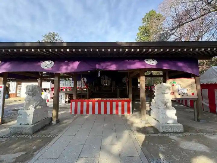 唐澤山神社の{uncategorized: "未分類", other: "その他", undefined: "問題あり", building: "その他建物", grave: "お墓", sacred_gate: "鳥居", guardian: "狛犬", statue: "像", buddha: "仏像", history: "歴史", nature: "自然", garden: "庭園", animal: "動物", pagoda: "塔", temizu: "手水舎", mountain_gate: "山門・神門", sanctuary: "本殿・本堂", subordinate: "末社・摂社", art: "芸術", scenery: "景色", jizo: "地蔵", ema: "絵馬", goshuin: "御朱印", omikuji: "おみくじ", items: "授与品その他", amulet: "お守り", goshuincho: "御朱印帳", eats: "食事", festival: "お祭り", votive_dance: "神楽", shichigosan: "七五三参", wedding: "結婚式", experience: "体験その他", initially: "初詣", around: "周辺", anti_infection: "感染症対策"}