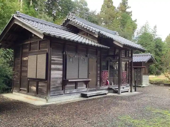 妻神社の本殿・本堂