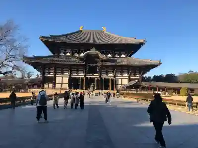 東大寺の{uncategorized: "未分類", other: "その他", undefined: "問題あり", building: "その他建物", grave: "お墓", sacred_gate: "鳥居", guardian: "狛犬", statue: "像", buddha: "仏像", history: "歴史", nature: "自然", garden: "庭園", animal: "動物", pagoda: "塔", temizu: "手水舎", mountain_gate: "山門・神門", sanctuary: "本殿・本堂", subordinate: "末社・摂社", art: "芸術", scenery: "景色", jizo: "地蔵", ema: "絵馬", goshuin: "御朱印", omikuji: "おみくじ", items: "授与品その他", amulet: "お守り", goshuincho: "御朱印帳", eats: "食事", festival: "お祭り", votive_dance: "神楽", shichigosan: "七五三参", wedding: "結婚式", experience: "体験その他", initially: "初詣", around: "周辺", anti_infection: "感染症対策"}