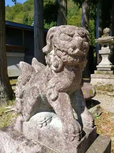 相倉地主神社の狛犬