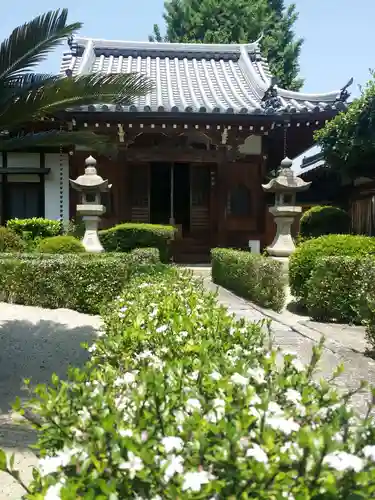 西方院の本殿・本堂