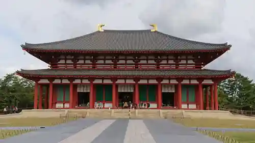 興福寺の本殿・本堂