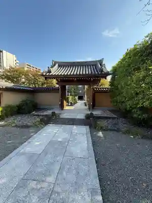 智清寺の{uncategorized: "未分類", other: "その他", undefined: "問題あり", building: "その他建物", grave: "お墓", sacred_gate: "鳥居", guardian: "狛犬", statue: "像", buddha: "仏像", history: "歴史", nature: "自然", garden: "庭園", animal: "動物", pagoda: "塔", temizu: "手水舎", mountain_gate: "山門・神門", sanctuary: "本殿・本堂", subordinate: "末社・摂社", art: "芸術", scenery: "景色", jizo: "地蔵", ema: "絵馬", goshuin: "御朱印", omikuji: "おみくじ", items: "授与品その他", amulet: "お守り", goshuincho: "御朱印帳", eats: "食事", festival: "お祭り", votive_dance: "神楽", shichigosan: "七五三参", wedding: "結婚式", experience: "体験その他", initially: "初詣", around: "周辺", anti_infection: "感染症対策"}