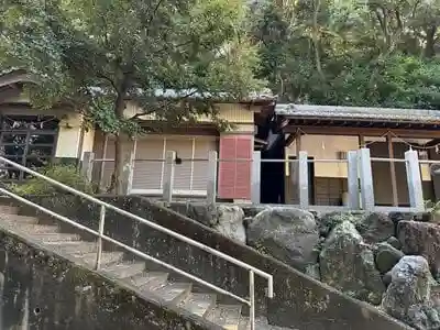 久麻久神社の建物その他