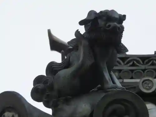 瑞春院の山門・神門