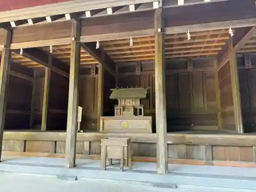 安房神社の{uncategorized: "未分類", other: "その他", undefined: "問題あり", building: "その他建物", grave: "お墓", sacred_gate: "鳥居", guardian: "狛犬", statue: "像", buddha: "仏像", history: "歴史", nature: "自然", garden: "庭園", animal: "動物", pagoda: "塔", temizu: "手水舎", mountain_gate: "山門・神門", sanctuary: "本殿・本堂", subordinate: "末社・摂社", art: "芸術", scenery: "景色", jizo: "地蔵", ema: "絵馬", goshuin: "御朱印", omikuji: "おみくじ", items: "授与品その他", amulet: "お守り", goshuincho: "御朱印帳", eats: "食事", festival: "お祭り", votive_dance: "神楽", shichigosan: "七五三参", wedding: "結婚式", experience: "体験その他", initially: "初詣", around: "周辺", anti_infection: "感染症対策"}