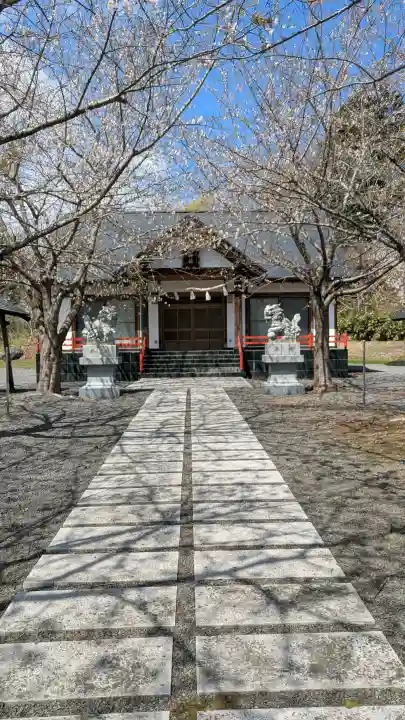 明和神社の{uncategorized: "未分類", other: "その他", undefined: "問題あり", building: "その他建物", grave: "お墓", sacred_gate: "鳥居", guardian: "狛犬", statue: "像", buddha: "仏像", history: "歴史", nature: "自然", garden: "庭園", animal: "動物", pagoda: "塔", temizu: "手水舎", mountain_gate: "山門・神門", sanctuary: "本殿・本堂", subordinate: "末社・摂社", art: "芸術", scenery: "景色", jizo: "地蔵", ema: "絵馬", goshuin: "御朱印", omikuji: "おみくじ", items: "授与品その他", amulet: "お守り", goshuincho: "御朱印帳", eats: "食事", festival: "お祭り", votive_dance: "神楽", shichigosan: "七五三参", wedding: "結婚式", experience: "体験その他", initially: "初詣", around: "周辺", anti_infection: "感染症対策"}