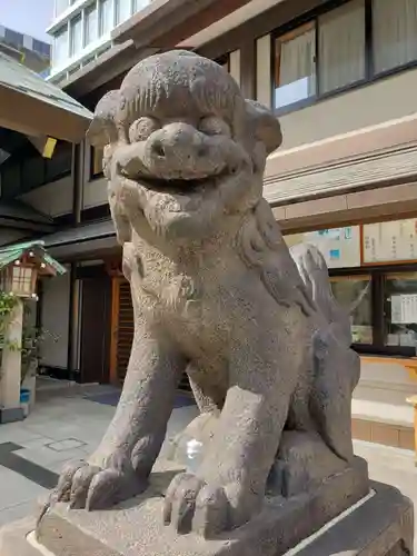 芝大神宮の狛犬