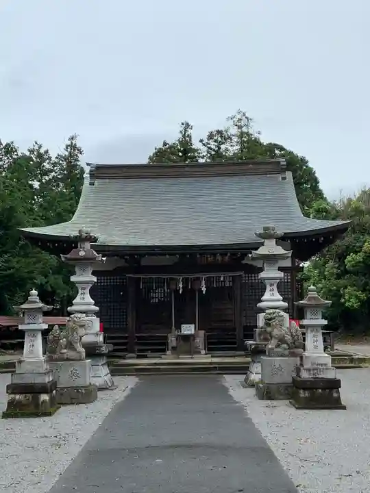 近津神社の本殿・本堂