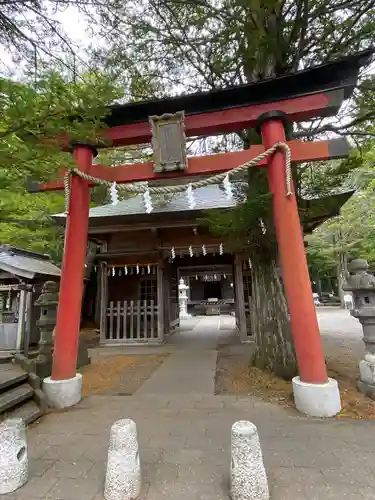 淺間神社（忍野八海）の鳥居