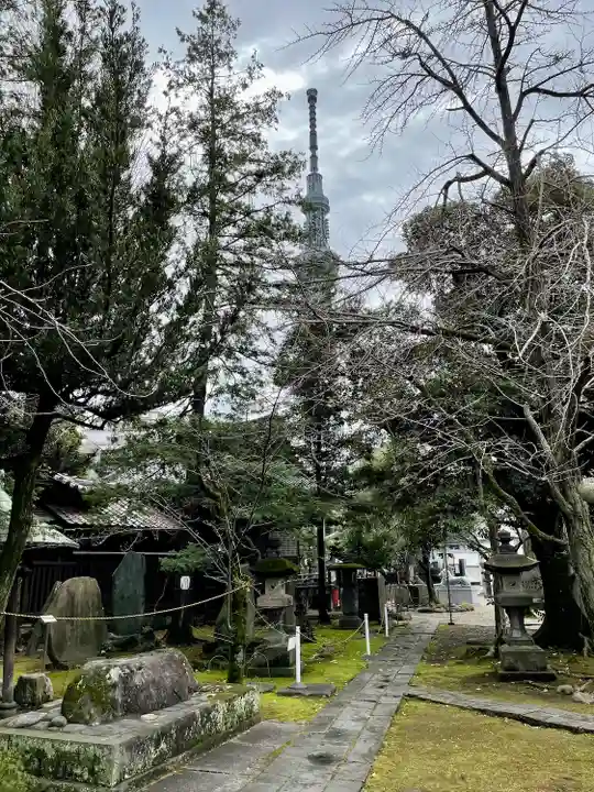 三囲神社(東京都)