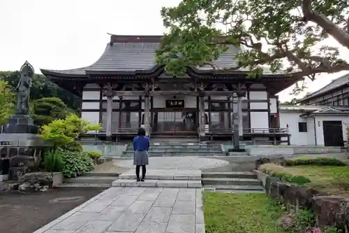 柳澤寺の本殿・本堂