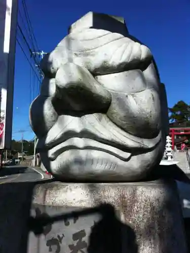 大杉神社の像