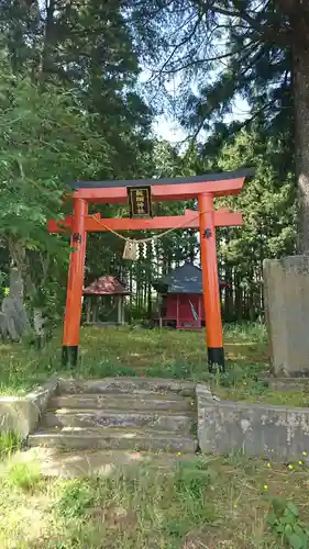 飯綱神社の鳥居