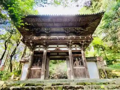 総見寺の山門・神門