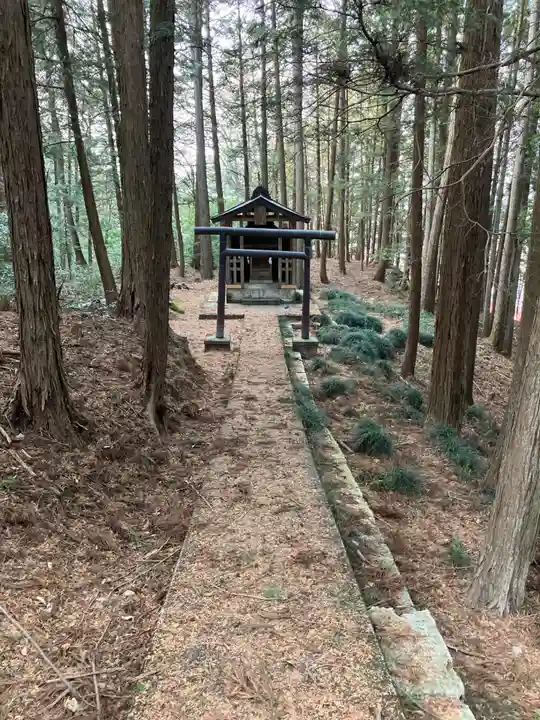 千勝神社・諏訪神社の鳥居