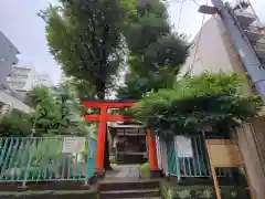 出世稲荷神社（春日稲荷神社）の鳥居