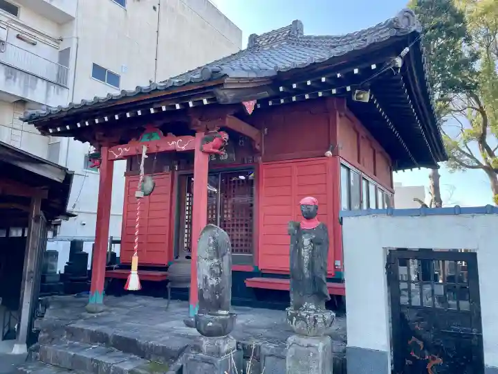 浄運寺の{uncategorized: "未分類", other: "その他", undefined: "問題あり", building: "その他建物", grave: "お墓", sacred_gate: "鳥居", guardian: "狛犬", statue: "像", buddha: "仏像", history: "歴史", nature: "自然", garden: "庭園", animal: "動物", pagoda: "塔", temizu: "手水舎", mountain_gate: "山門・神門", sanctuary: "本殿・本堂", subordinate: "末社・摂社", art: "芸術", scenery: "景色", jizo: "地蔵", ema: "絵馬", goshuin: "御朱印", omikuji: "おみくじ", items: "授与品その他", amulet: "お守り", goshuincho: "御朱印帳", eats: "食事", festival: "お祭り", votive_dance: "神楽", shichigosan: "七五三参", wedding: "結婚式", experience: "体験その他", initially: "初詣", around: "周辺", anti_infection: "感染症対策"}