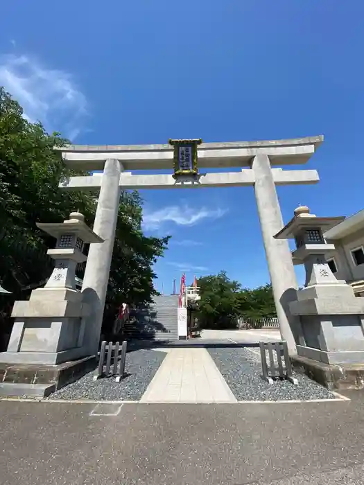 三輪明神広島分祠の鳥居