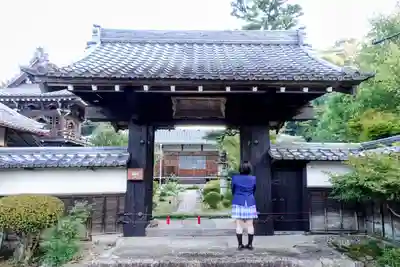 東禅寺の山門・神門