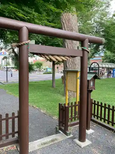 札幌神社の鳥居
