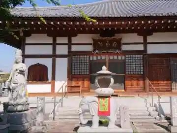 全東院の本殿・本堂