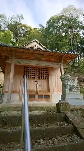 白藤神社の本殿・本堂