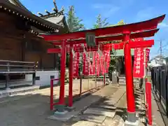 白山神社の末社