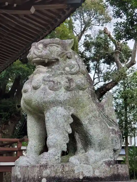 春日神社の狛犬