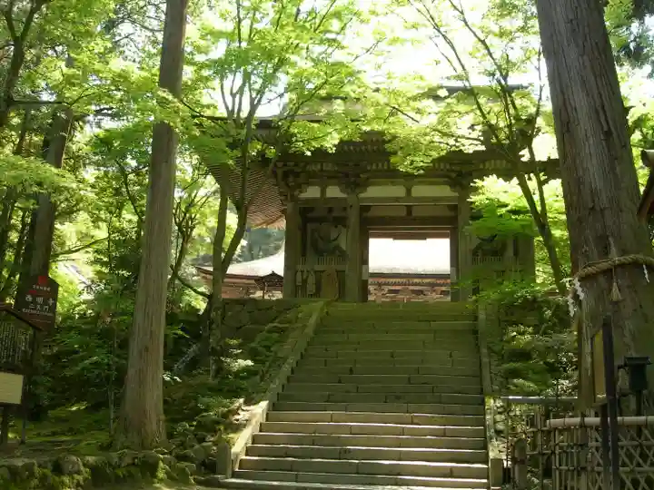 西明寺(滋賀県)