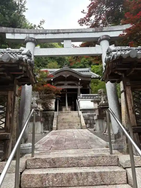 八幡神社(滋賀県)
