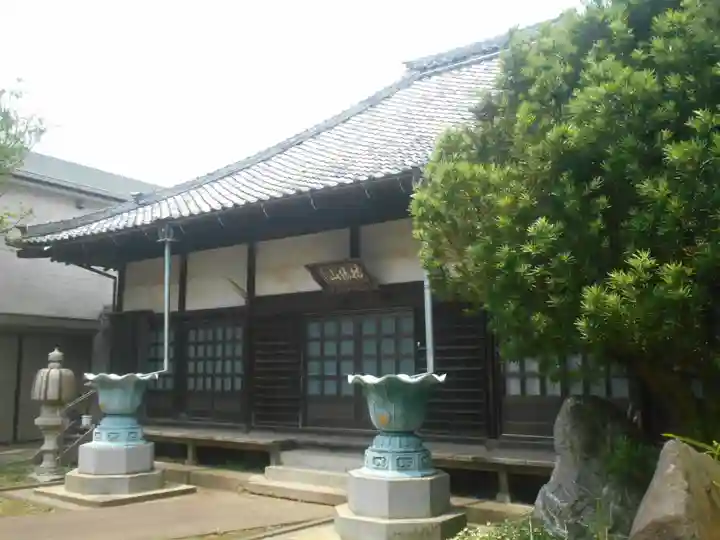 慈雲寺の本殿・本堂