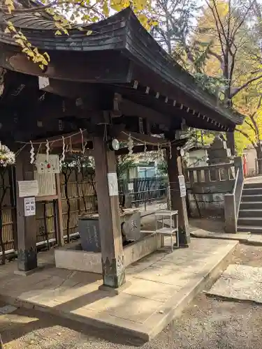 池尻稲荷神社の手水舎