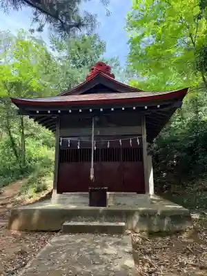 須賀神社　奥の院の{uncategorized: "未分類", other: "その他", undefined: "問題あり", building: "その他建物", grave: "お墓", sacred_gate: "鳥居", guardian: "狛犬", statue: "像", buddha: "仏像", history: "歴史", nature: "自然", garden: "庭園", animal: "動物", pagoda: "塔", temizu: "手水舎", mountain_gate: "山門・神門", sanctuary: "本殿・本堂", subordinate: "末社・摂社", art: "芸術", scenery: "景色", jizo: "地蔵", ema: "絵馬", goshuin: "御朱印", omikuji: "おみくじ", items: "授与品その他", amulet: "お守り", goshuincho: "御朱印帳", eats: "食事", festival: "お祭り", votive_dance: "神楽", shichigosan: "七五三参", wedding: "結婚式", experience: "体験その他", initially: "初詣", around: "周辺", anti_infection: "感染症対策"}