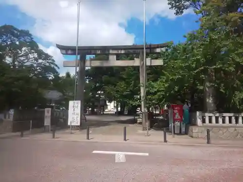 金神社の鳥居